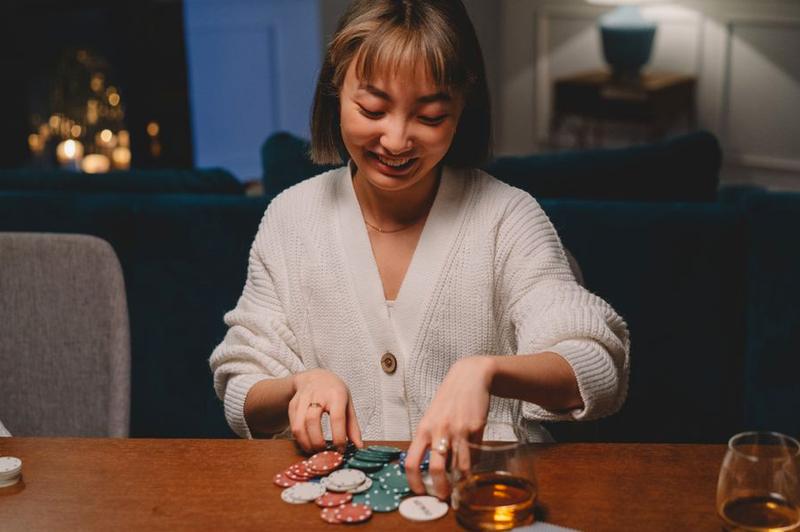 game gian lận Debet